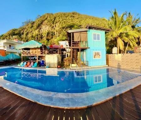 Aura Marina Sands Beach Resort Baler Luaran gambar