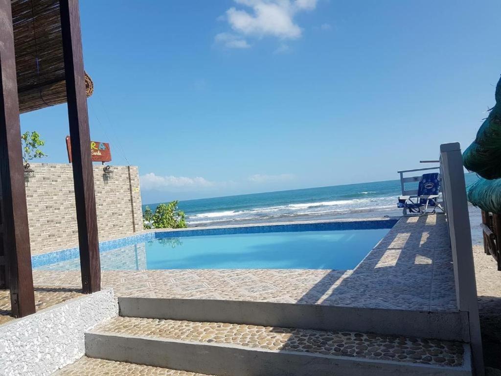 Aura Marina Sands Beach Resort Baler Luaran gambar