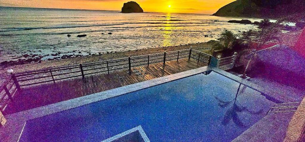 Aura Marina Sands Beach Resort Baler Luaran gambar
